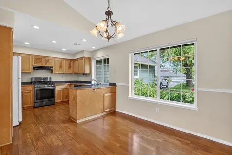 1375 Forestview Drive Grants Pass OR 97527