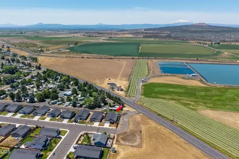 647 Liberty Drive Metolius OR 97741