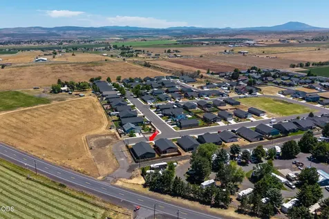647 Liberty Drive Metolius OR 97741