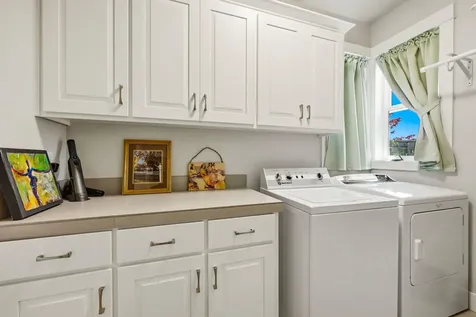 3841 Shamrock Drive Medford OR 97504