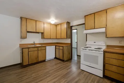 19968 Double Tree Court Bend OR 97702