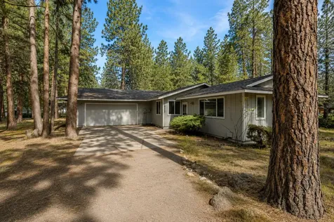 19968 Double Tree Court Bend OR 97702