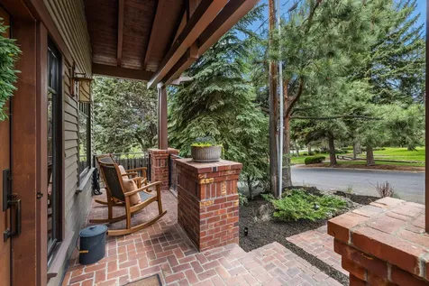 2216 NW 6th Street Bend OR 97703
