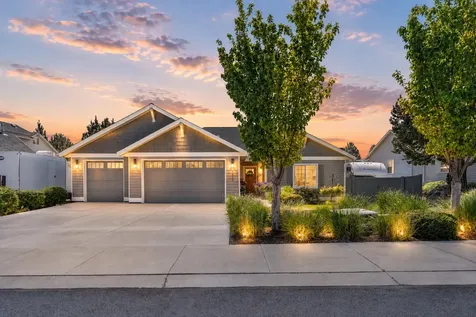 4430 SW Ben Hogan Drive Redmond OR 97756