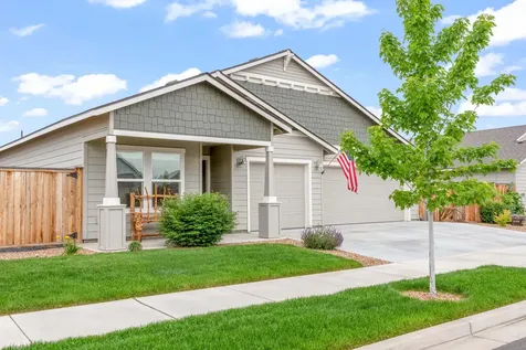 1256 NW Golf Course Drive Madras OR 97741