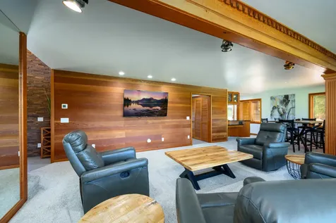 2546 Fisher Road Roseburg OR 97471