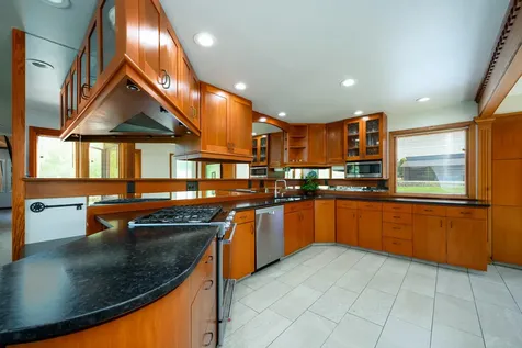 2546 Fisher Road Roseburg OR 97471