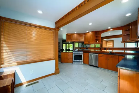 2546 Fisher Road Roseburg OR 97471