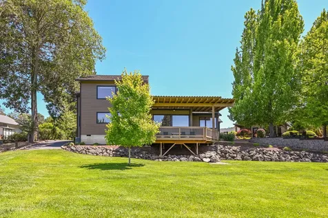 2546 Fisher Road Roseburg OR 97471