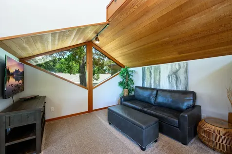 2546 Fisher Road Roseburg OR 97471