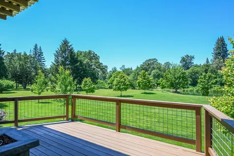 2546 Fisher Road Roseburg OR 97471