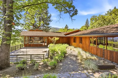 155 Terrace Street Ashland OR 97520
