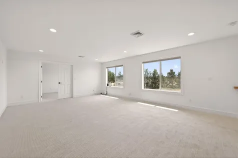 20180 Winston Loop Bend OR 97703
