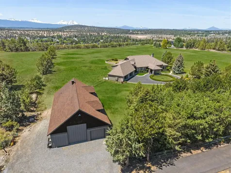 20180 Winston Loop Bend OR 97703
