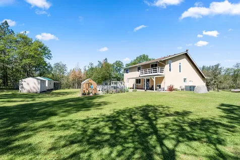 2802 Russell Road Merlin OR 97532