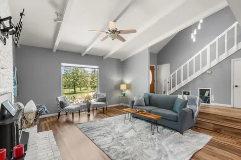 2802 Russell Road Merlin OR 97532