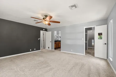 2802 Russell Road Merlin OR 97532