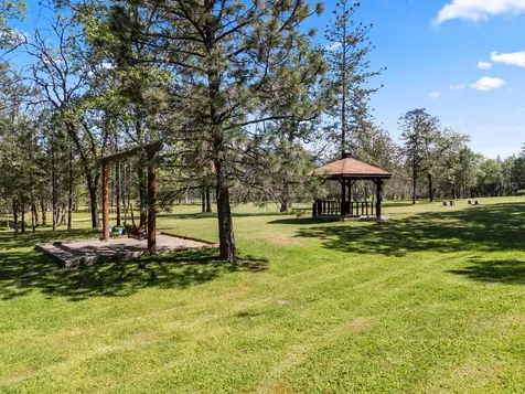 2802 Russell Road Merlin OR 97532