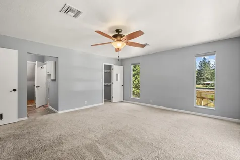 2802 Russell Road Merlin OR 97532