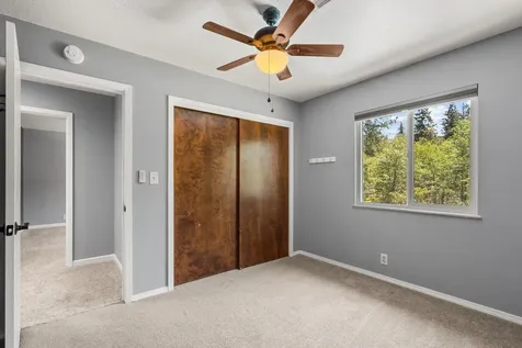 2802 Russell Road Merlin OR 97532