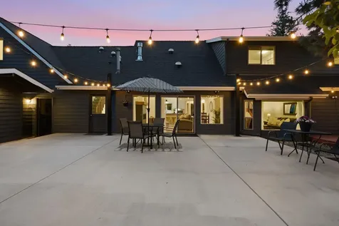 21005 SE King Hezekiah Way Bend OR 97702