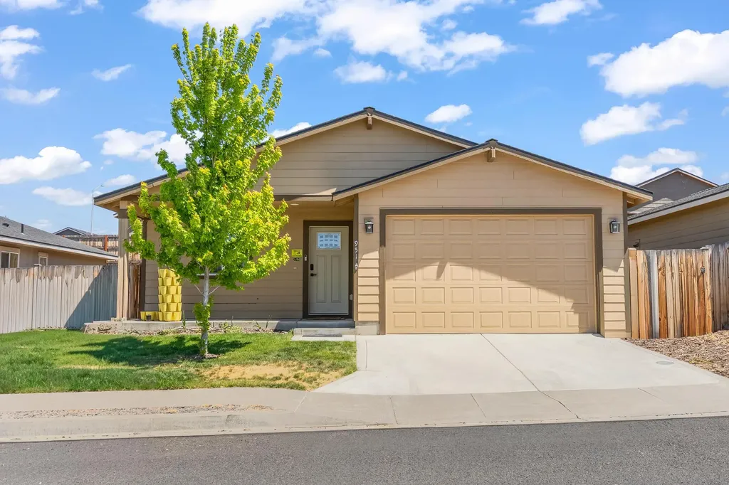 951 SE Maliah Avenue Madras OR 97741