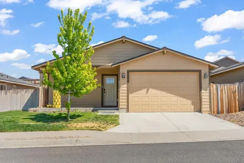 951 SE Maliah Avenue Madras OR 97741