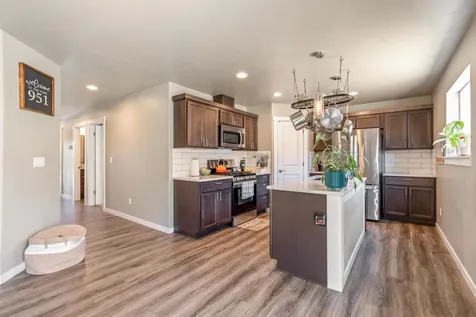 951 SE Maliah Avenue Madras OR 97741