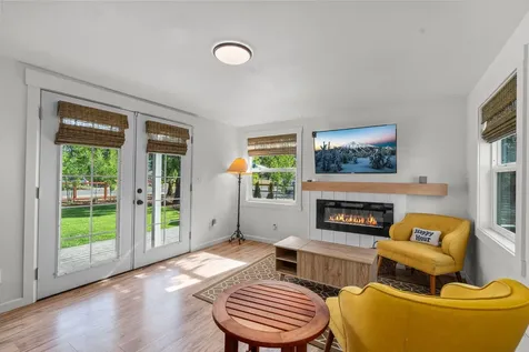 565 SE Woodland Boulevard Bend OR 97702
