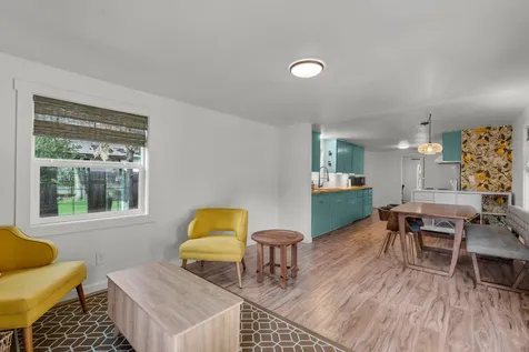 565 SE Woodland Boulevard Bend OR 97702