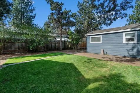 565 SE Woodland Boulevard Bend OR 97702