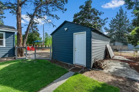 565 SE Woodland Boulevard Bend OR 97702