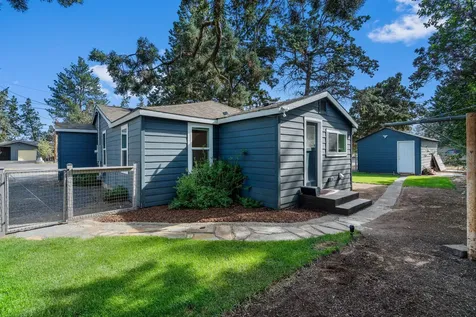565 SE Woodland Boulevard Bend OR 97702