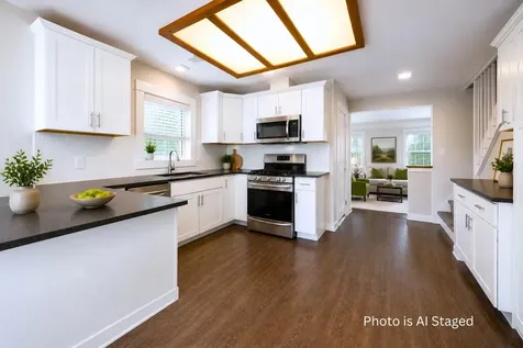 563 Rock Street Ashland OR 97520