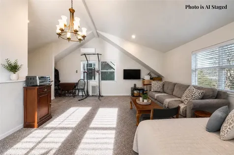 563 Rock Street Ashland OR 97520