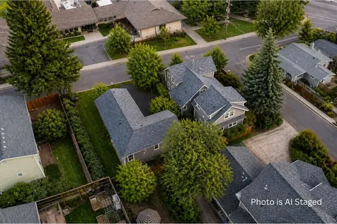 563 Rock Street Ashland OR 97520