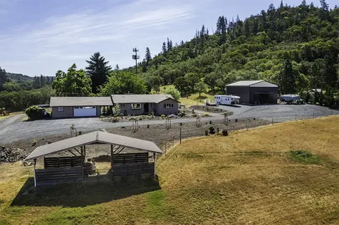 5388 Kane Creek Central Point OR 97502