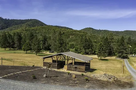 5388 Kane Creek Central Point OR 97502