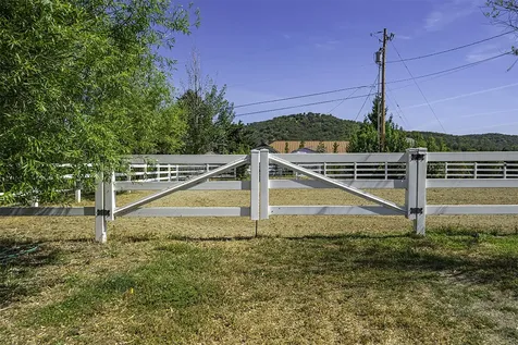 5388 Kane Creek Central Point OR 97502