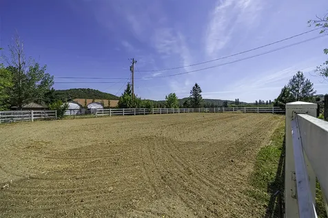 5388 Kane Creek Central Point OR 97502