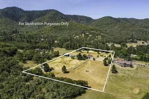 5388 Kane Creek Central Point OR 97502