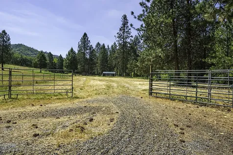 5388 Kane Creek Central Point OR 97502