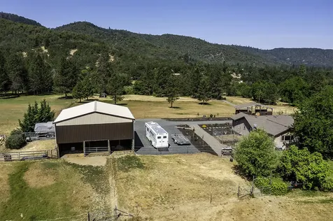 5388 Kane Creek Central Point OR 97502
