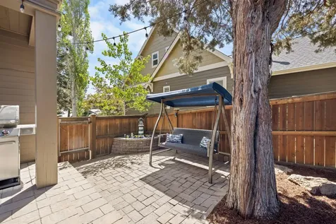 3281 NW Bungalow Drive Bend OR 97703