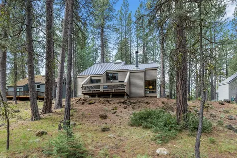 70668 Kaporie Black Butte Ranch OR 97759