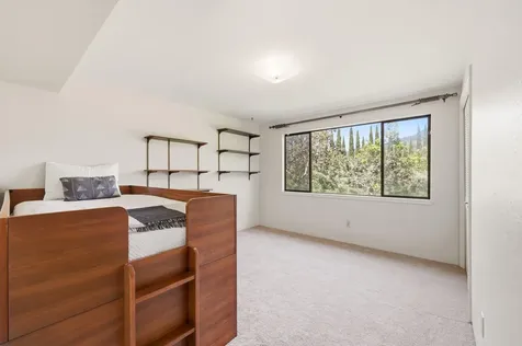 50 Mariposa Terrace Medford OR 97504