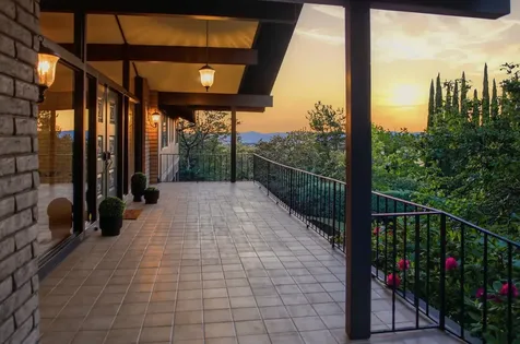 50 Mariposa Terrace Medford OR 97504