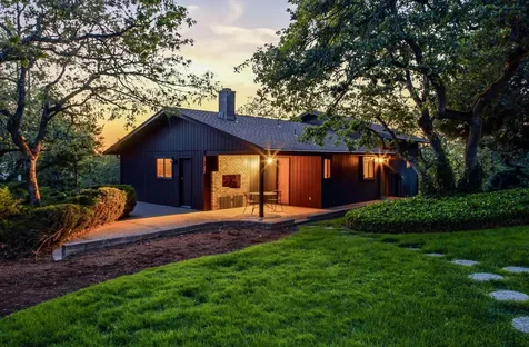 50 Mariposa Terrace Medford OR 97504