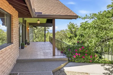 50 Mariposa Terrace Medford OR 97504