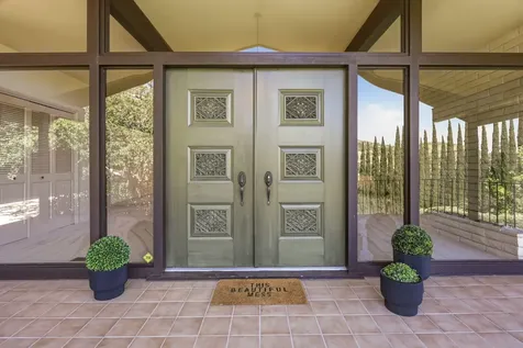 50 Mariposa Terrace Medford OR 97504
